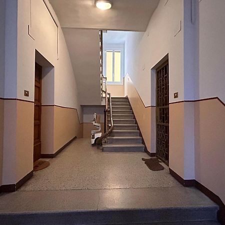 Casa Daura - Your Comfortable Apartment In Bologna - Parking Luaran gambar