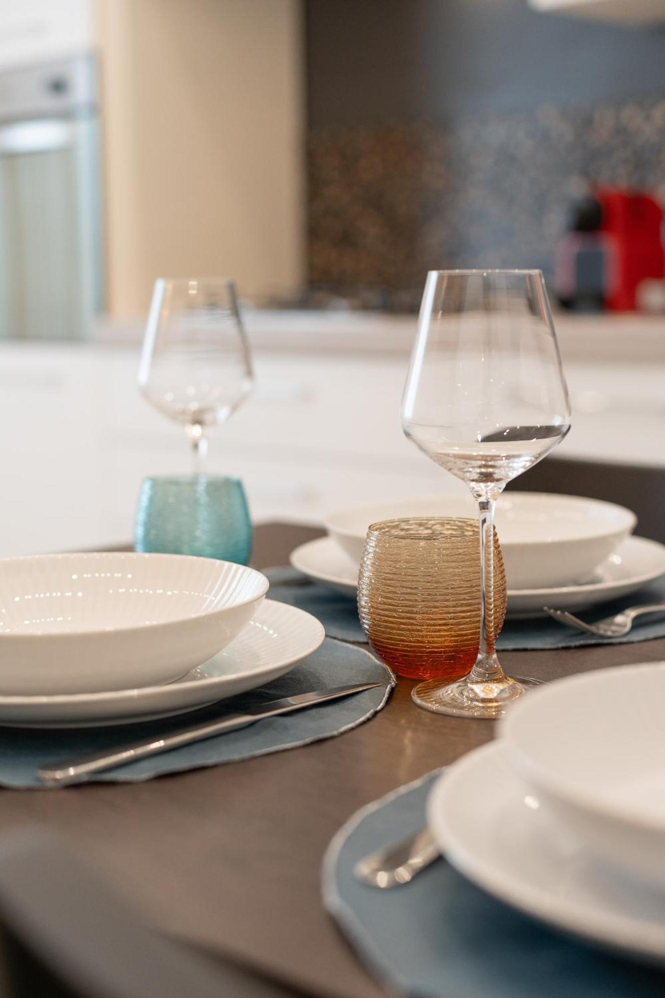 Casa Daura - Your Comfortable Apartment In Bologna - Parking Luaran gambar